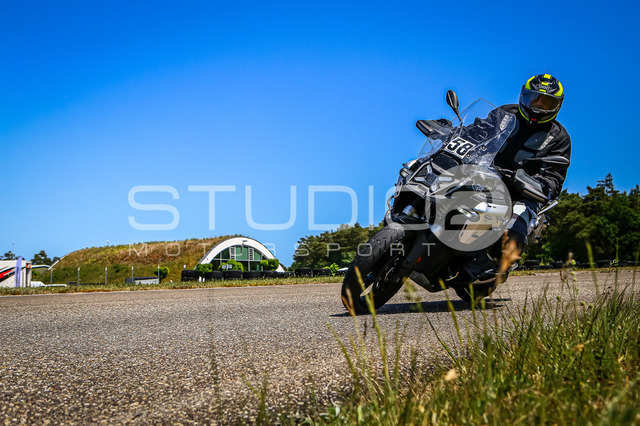 0058-260530DCB-002_58 | Deine Full-Service-Agentur für ✔️Videoproduktionen und ✔️Motorsportfotografie Jetzt Angebot anfragen!