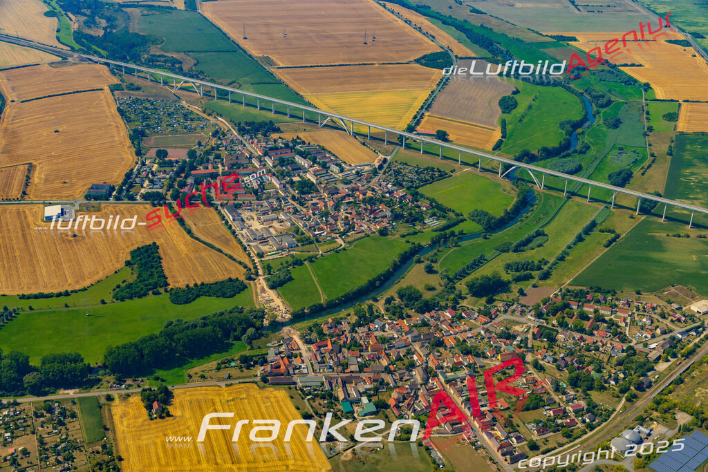 Wetzendorf Karsdorf Bild- Das Luftbild wurde 2025 vom UL-Flugzeug heraus erstellt ( keine Drohne bzw. Drohnenaufnahme ) - Hochauflösende Luftaufnahme -Nicht vergleichbar mit Google Maps oder Satelittenbilder- Die Geschenkidee !Mit Lizenz und Bildrechte bestellbar - CC