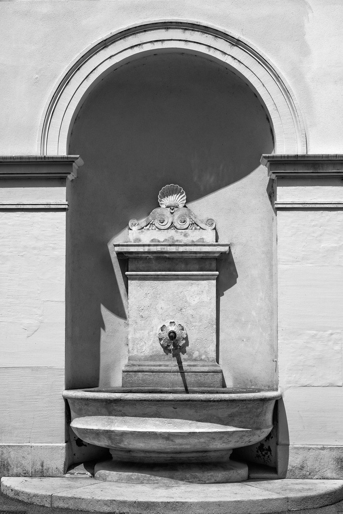 Sammler-Brunnen | Der Sammler-Brunnen in der St. Alban-Vorstadt, Basel, Schweiz. - Realisiert mit Pictrs.com