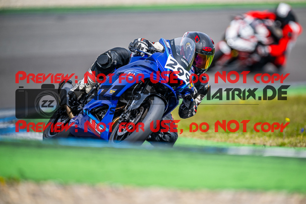 MaZZes_FotoMatrix_230410_665 | GELB