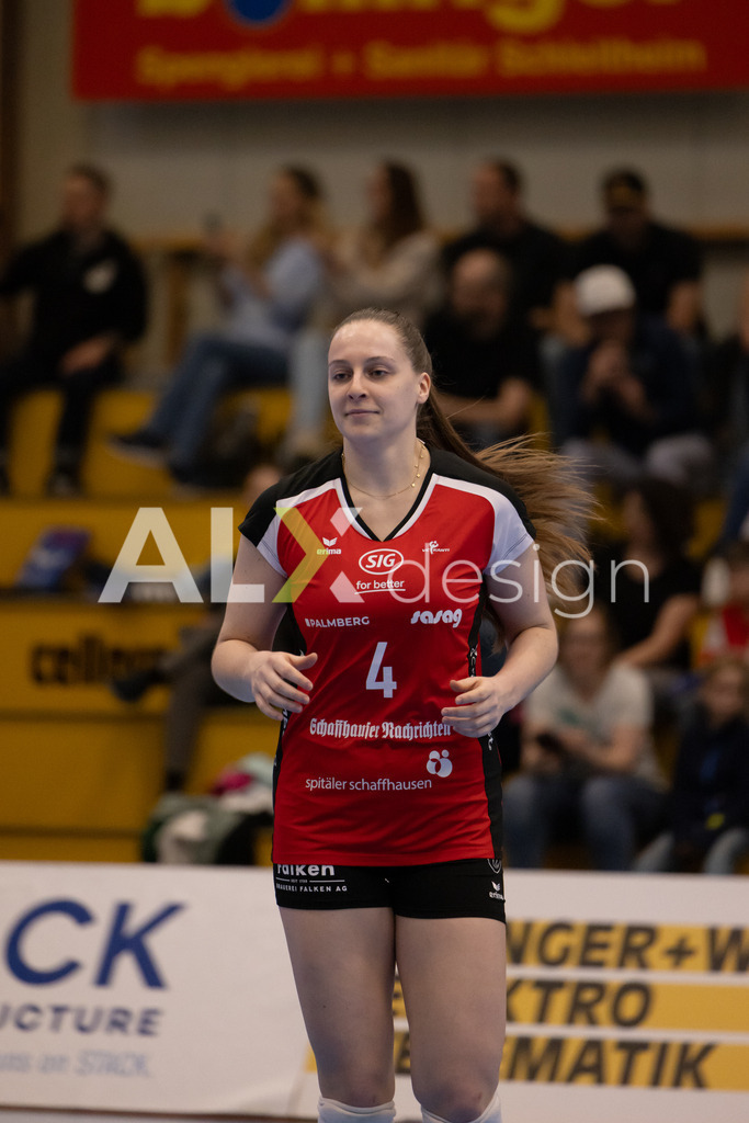 Volleyball I Frauen I Saison 2025-2026 I Volleyball NLA | Women I 1/2 Finals I  VC Kanti Schaffhausen - Sm'Aesch Pfeffingen I 07.03.2026 | 4 Laura Vermaas (NL) (VC Kanti Schaffhausen) - Mitte - Realisiert mit Pictrs.com