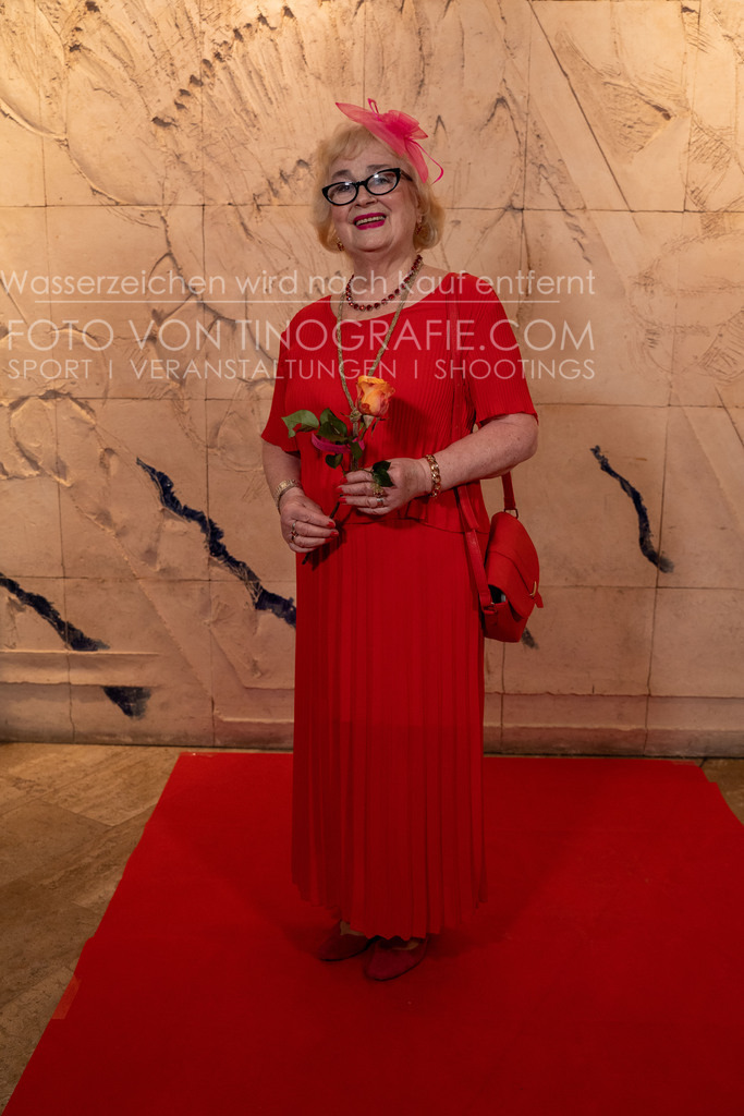 CCC_Frühlingsball_Teppich_byTINOGRRAFIE-58 | (c) TINOGRAFIE.COM