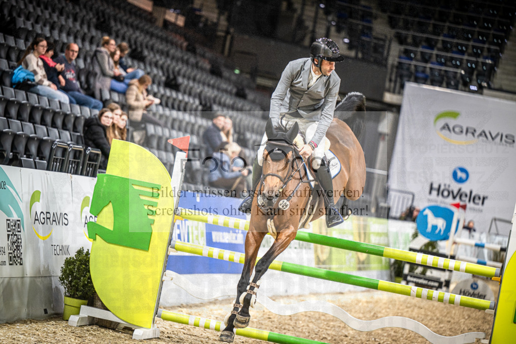 DOS_1225 | Entdecke hochwertige Reitturnierfotos von Foto Oger. Professionell, emotional und authentisch – jetzt Lieblingsmomente im Shop bestellen.Deutschlandweite Turnierfotografie. - Realisiert mit Pictrs.com