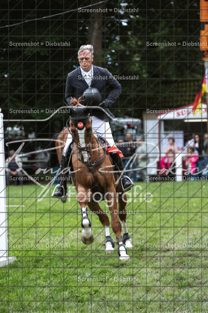 _W6A1701 | ronjaprokoschfotografie - Realisiert mit Pictrs.com