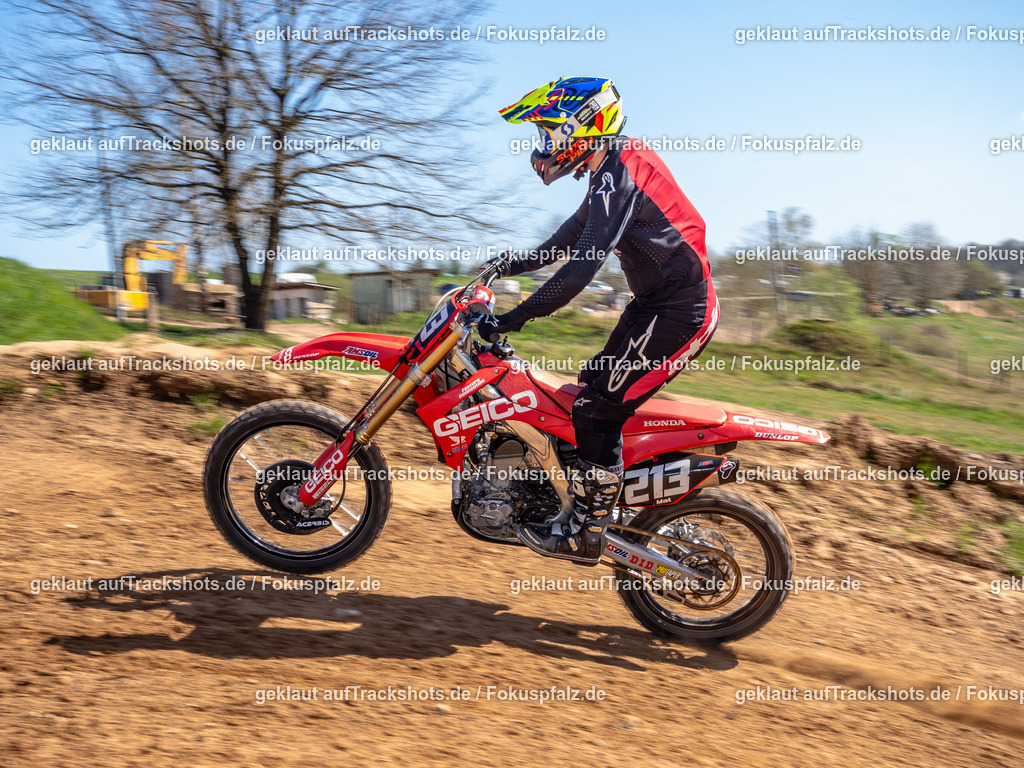 Schweyen040525-151 | Trackshots.de / Fokuspfalz.de - Realisiert mit Pictrs.com