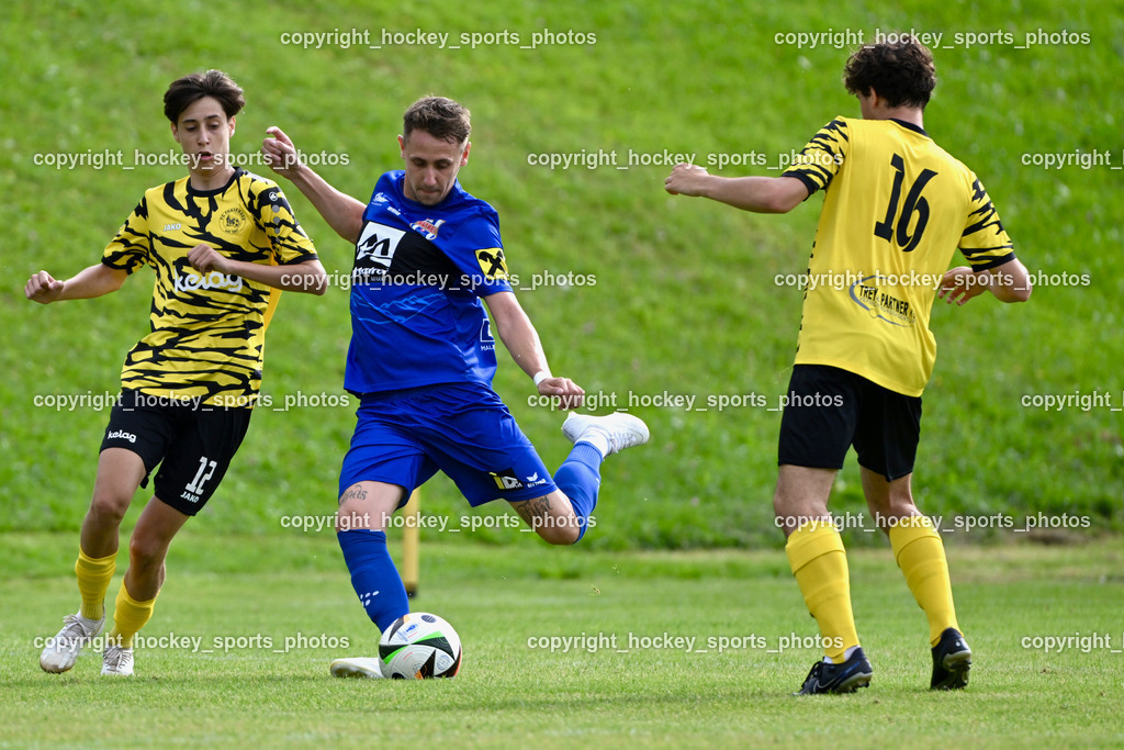 FC Faakersee vs. Union Matrei | #12 Moritz Nico Prugger FC Faakersee, #20 Luca Ronacher Matrei, #16 Tobias Felix Waldner FC Faakersee, FC Faakersee vs. Union Matrei, FC Faakersee vs. Union Matrei am 18.08.2024 in Finkenstein (Sportplatz Faakersee), Austria, (Photo by Bernd Stefan)