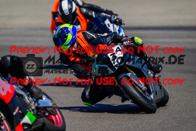 MaZZes_FotoMatrix_240520_6021986_9296 | INST