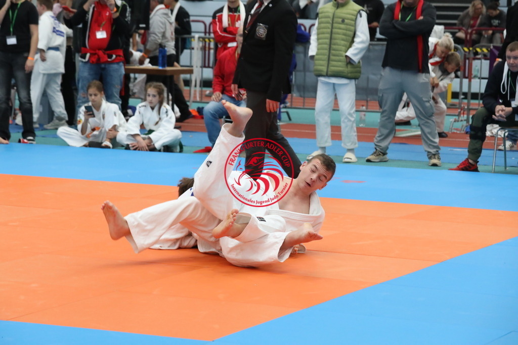 1J7A2983 | Fotos vom Adler Cup - Pictures from Adler Cup

Hier findet Ihr alle Eindrücke und großen Momente der Adler Cup Wochenenden. Here you will find all impressions and great moments of the Adler Cup weekends. - Realisiert mit Pictrs.com