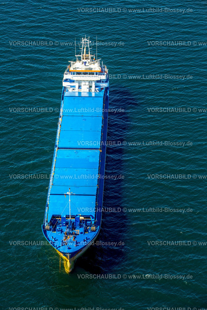 Luebeck15070595Travemuende | Wessels, Wilson Dunmore, Frachtschiff liegt auf Reede in der Lübecker Bucht, Ostsee , Lübecker Bucht, Hansestadt, , Deutschland