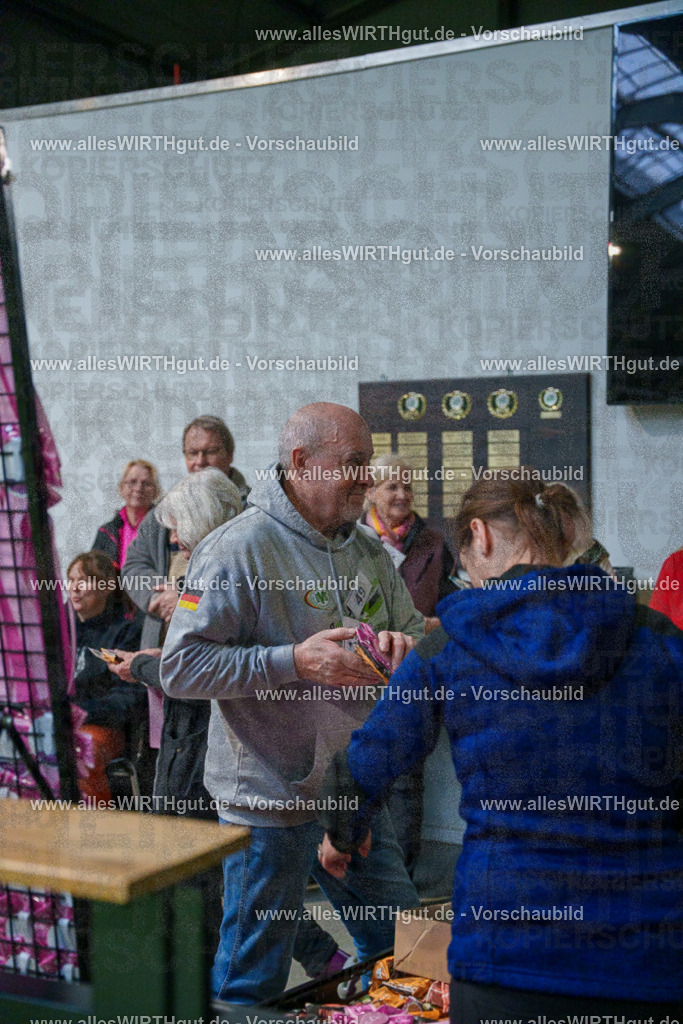 7R506510 | Professionelle Tierfotografie in Mönchengladbach von Daniel Wirth (allesWIRTHgut). Liebevolle & natürliche Bilder von Hunden & Katzen für unvergessliche Erinnerungen.