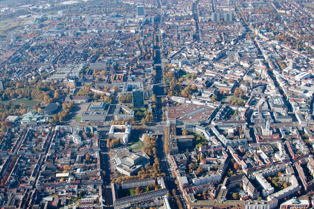 Luftbild: Kriegsstr im Ortsteil Südweststadt in Karlsruhe im Bundesland Baden-Württemberg in Deutschland. Foto: IMG_35159.jpg vom 31.10.2010 durch Werner Riehm/FLY-FOTO.de