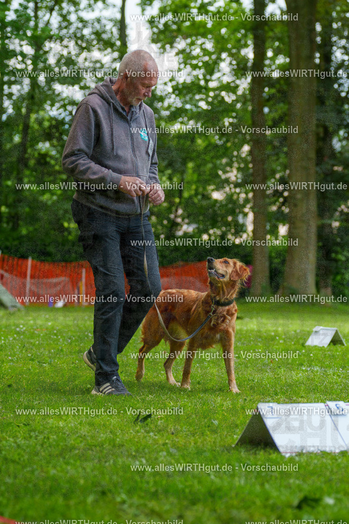 @allesWIRTHgut_Tierfotografie - www.allesWIRTHgut.de - 125647-7R509571 | Professionelle Tierfotografie in Mönchengladbach von Daniel Wirth (allesWIRTHgut). Liebevolle & natürliche Bilder von Hunden & Katzen für unvergessliche Erinnerungen.