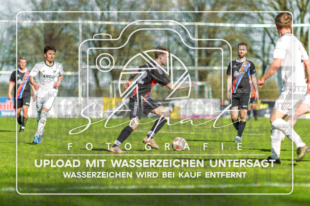 FGFS-LEN-1000 | Morten Roettjer (Eintracht Leinetal #12) beim Herren Kreisliga HK Spiel zwischen FG Fulde-Stellichte und Eintracht Leinetal im Fulder Zentralstadion, Fulde (Simon Paul Stopat) - Realisiert mit Pictrs.com