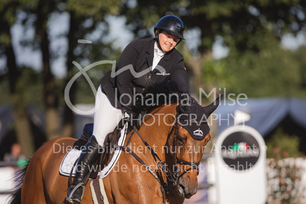 220614_Mühlen_Youngster-S-924 | Late Entry Mühlen
Springprüfung Kl.S* 7j. Youngster Springen
14.06.2022