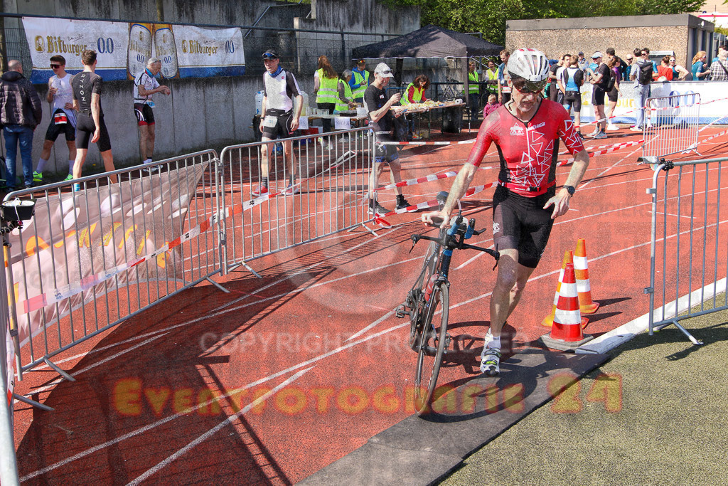 220424_1138_EV8_9065 | Sportfotografie im Rhein-Sieg Kreis, Köln, Bonn, NRW, Rheinland Pfalz, Hessen, etc. Unser Tätigkeitsfeld umfasst den Laufsport vom Volkslauf über den Marathon, Duathlon, Triathon bis zum Ultralauf wie Kölnpfad Ultra oder Schindertrail.