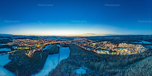 2x1 | mono-pics - Realisiert mit Pictrs.com