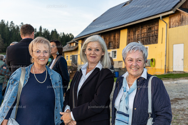 Delegation aus Bamberg beim Gasthaus Wadl | Bildershop von pixelworld.at - Realisiert mit Pictrs.com