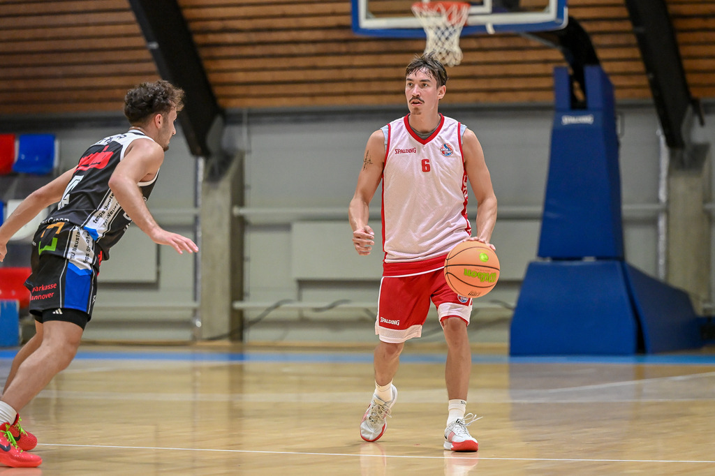 rsk_041 | Fotos von Basketballspielen aus dem Raum NRW fotografiert von Gero Mueller-Laschet und Daniel Schaefer - Realisiert mit Pictrs.com