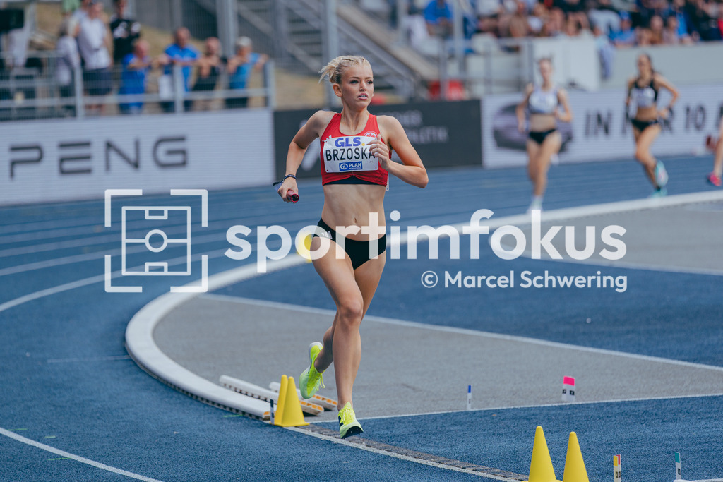 Deutsche Meisterschaften der Frauen und Männer 2026 | Luise Brzoska, Eintracht Frankfurt e.V., 3x800-Meter-Staffel, Deutsche Meisterschaften der Frauen und Männer 2026, Lohrheidestadion Bochum-Wattenscheid, 26.07.2026. Foto: Marcel Schwering / sportimfokus - Realisiert mit Pictrs.com