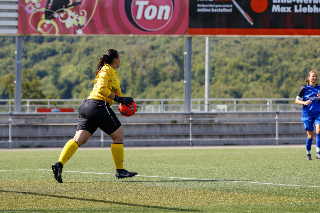 FCHMÜN_250907_0180 | Fotopresso – Sportfotografie in Heidenheim & Umgebung. Professionelle Sportfotografie für unvergessliche Momente. Dynamische Action-Shots, emotionale Szenen & hochwertige Bilder. - Realisiert mit Pictrs.com