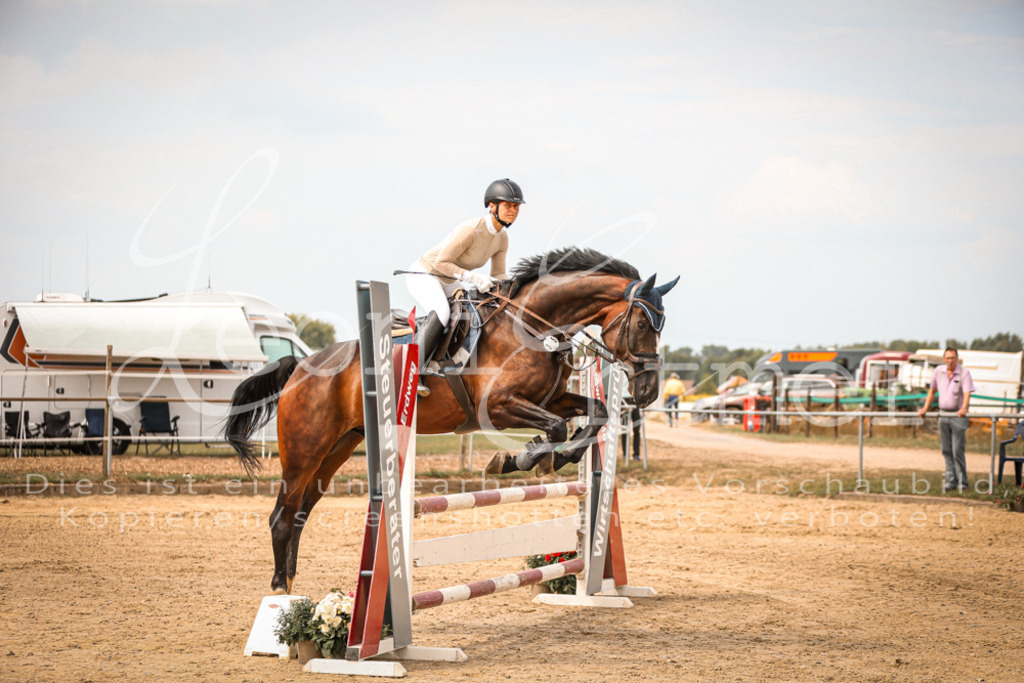 27.SaSpMA00020 | Leoni Ertmer Photography - Realisiert mit Pictrs.com