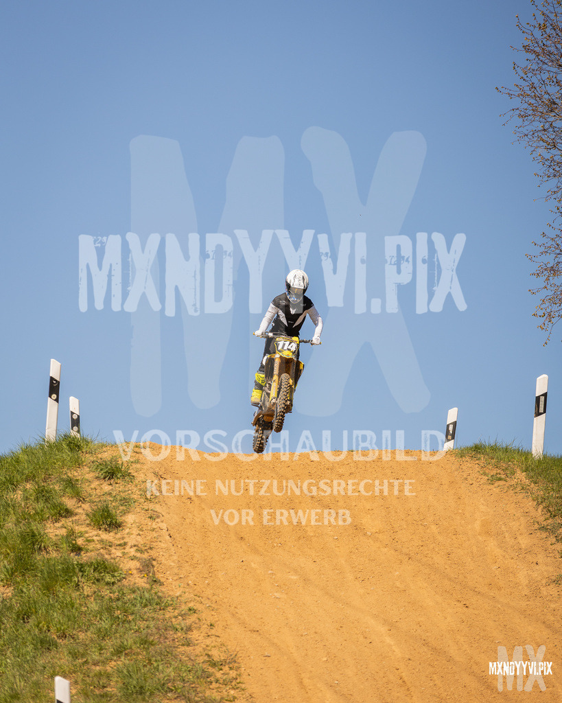 866A3055 | mxndyyvipix
