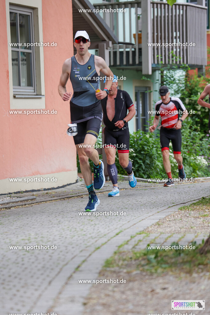 KSZ_6117 | Stadttriathlon Erding 2025. #yourpictrs #sportshot_your_pictrs @Sportshotphotography #stadttriathlonerding Copyright: www.sportshot.de