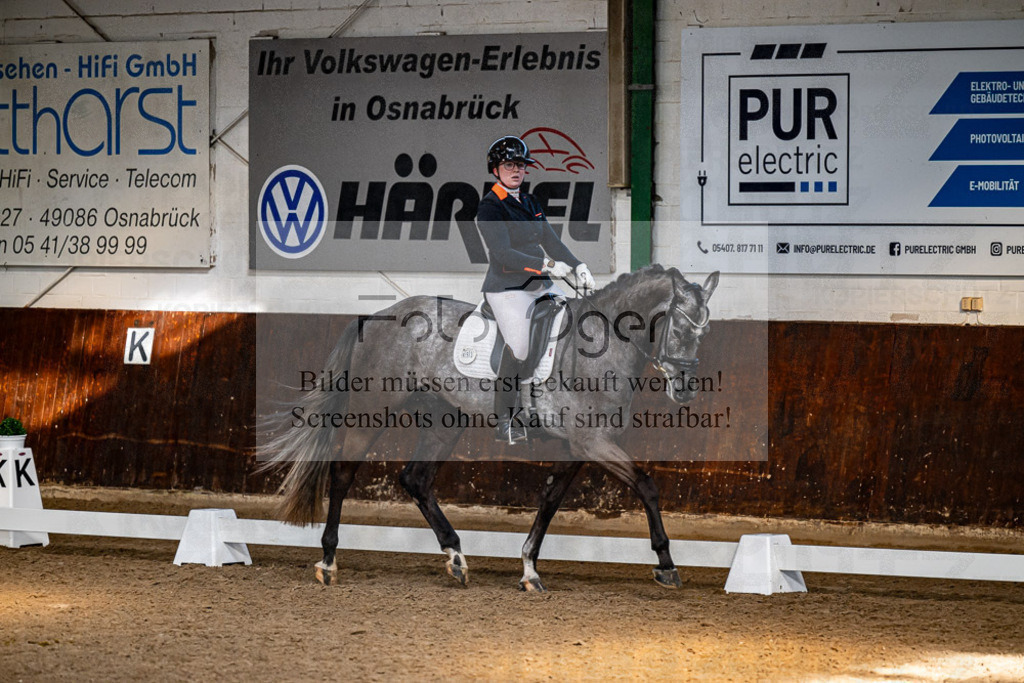 20240308-DOS_4408 | Entdecke hochwertige Reitturnierfotos von Foto Oger. Professionell, emotional und authentisch – jetzt Lieblingsmomente im Shop bestellen.Deutschlandweite Turnierfotografie. - Realisiert mit Pictrs.com