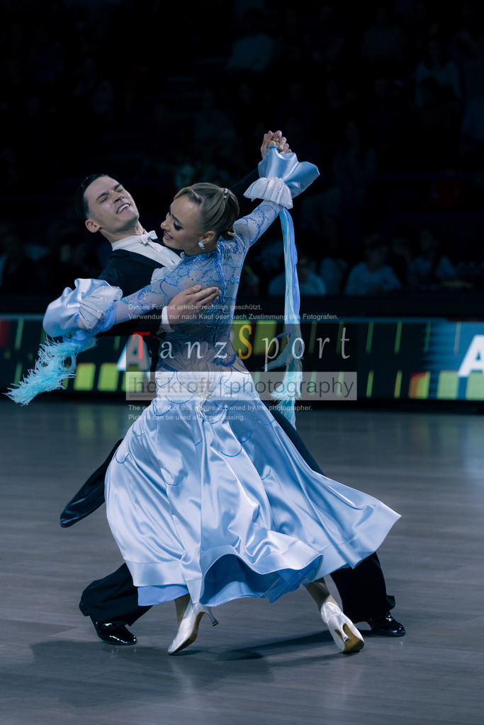 20251101_TGP_5951 | Tanzsportbilder, Standardtanz, Lateintanz, WDSF, DTV, LTVB, dancecomp, goc, hessen tanzt, blaues band der spree, walzer, tango, wiener walzer, slowfox, quickstepp, samba, rumba, cha-cha-cha, paso doble. jive, hd-kroft photography, turniertanzsport