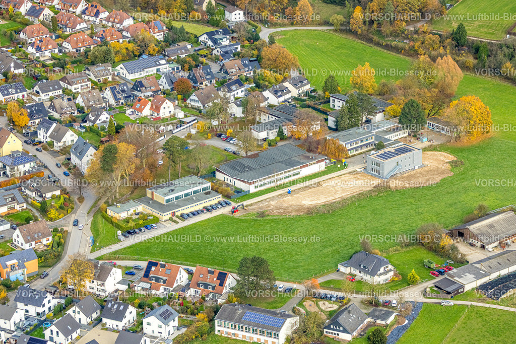 Hagen251101610 | Luftbild, Gemeinschafts-Grundschule Berchum Garenfeld, herbstliche Bäume, Lennetal, Hagen, Ruhrgebiet, Nordrhein-Westfalen, Deutschland