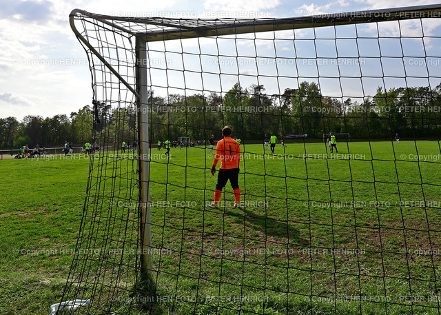20220911-7221-fuba-vfreb-skggrae-HEN-FOTO | 11.09.2022 Fussball Saison 2022 2023 Kreisliga B Darmstadt VFR Eberstadt - SKG Gräfenhausen (3:1) KLB v. li. im Tor 1 Sebastian Bauer (Eberstadt) (Foto: Peter Henrich)  - Realisiert mit Pictrs.com