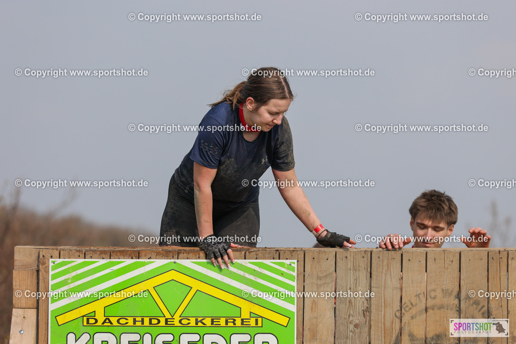 6R3A1605 | Celtic Warrior Dirth Run #celticwarriordirtrun #ocr #kidsrace #celtinis #sprint #wallhalla #dirtrun #donnerskirchen#celticwarriordirtruniscoming #celticwarrior #allout #battle #endurance #ultra #celticwarriorultra #yourpictrs #sportshot_your_pictrs