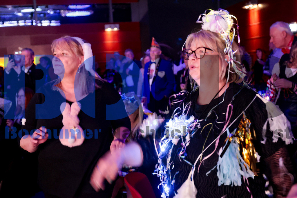 SES_GROBOKA20250208-82 | bond - Realisiert mit Pictrs.com