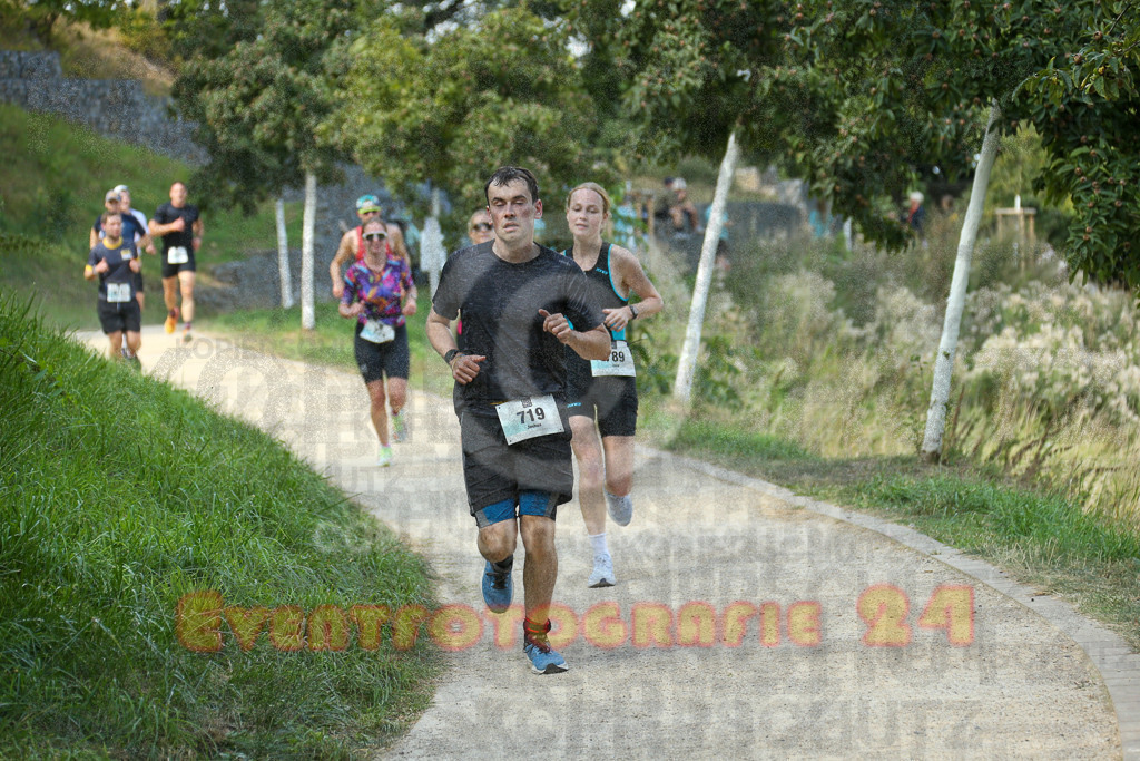 250824_1443_EX1_7272 | Sportfotografie im Rhein-Sieg Kreis, Köln, Bonn, NRW, Rheinland Pfalz, Hessen, etc. Unser Tätigkeitsfeld umfasst den Laufsport vom Volkslauf über den Marathon, Duathlon, Triathon bis zum Ultralauf wie Kölnpfad Ultra oder Schindertrail.