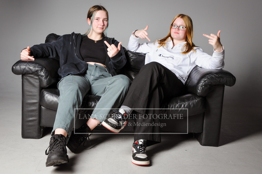 Maja und Maja Shooting 16.01.23-24 | lanaschraderfotografie - Realisiert mit Pictrs.com
