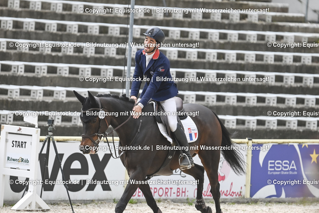 20230514_CCI4_Springen_0190 | equistock