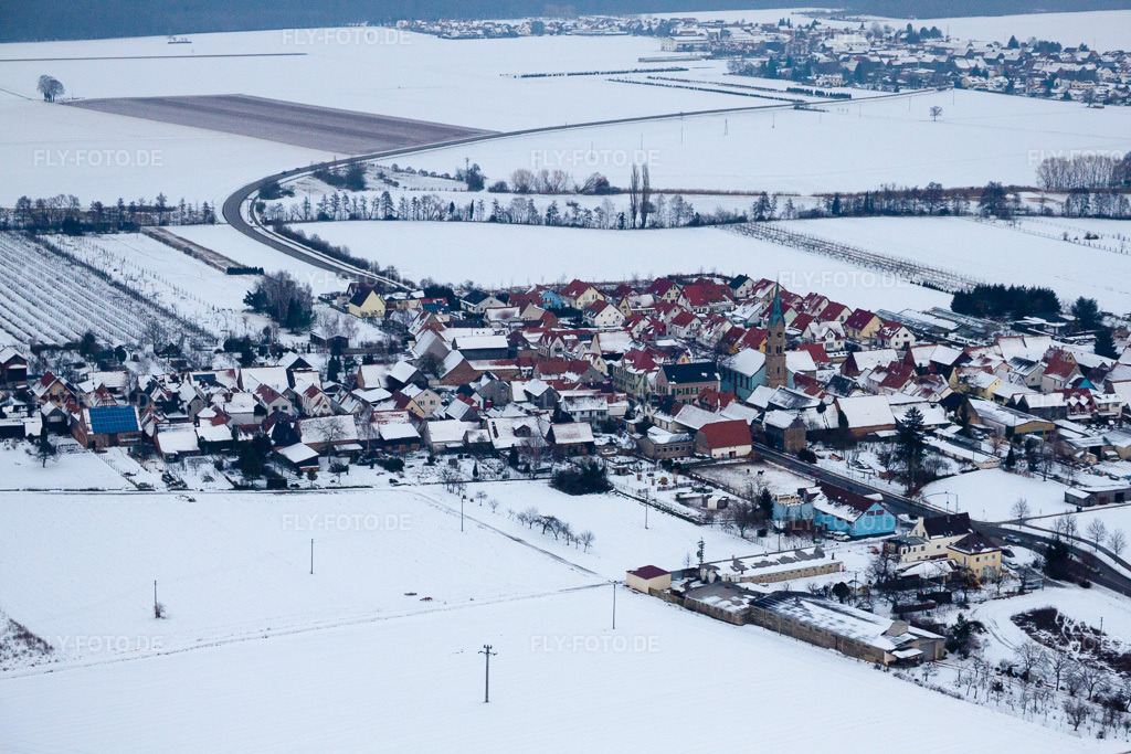 Luftbild: Im Winter bei Schnee von Süden in Erlenbach bei Kandel im Bundesland Rheinland-Pfalz in Deutschland. Foto: IMG_23827.jpg vom 16.01.2010 durch Werner Riehm/FLY-FOTO.de