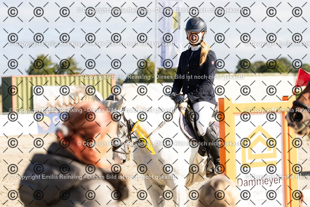 CL5A3400 | Emilia Reinking Fotografie - Realisiert mit Pictrs.com