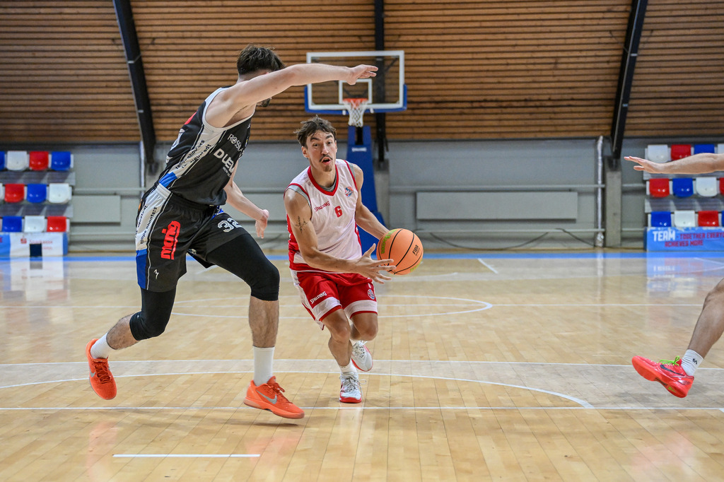 rsk_035 | Fotos von Basketballspielen aus dem Raum NRW fotografiert von Gero Mueller-Laschet und Daniel Schaefer - Realisiert mit Pictrs.com