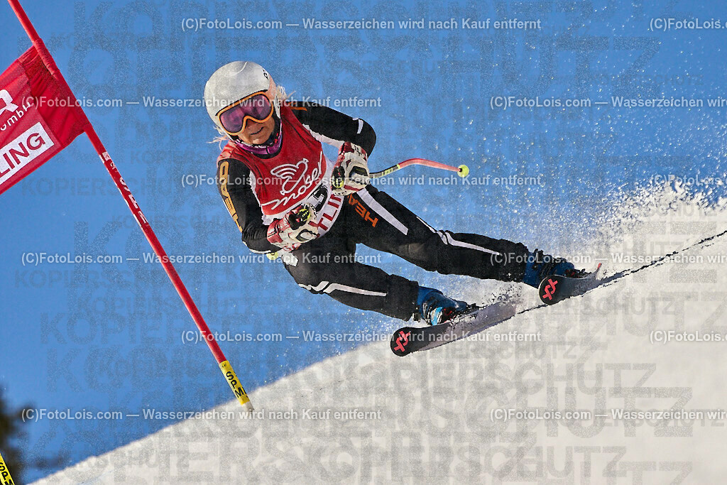 ALP4683_WCM-SuperGiant_Kat-C_Svatonova Monika | (C)FotoLois.com, Alois Spandl, World Criterium Masters Ski Alpin 2023 Hochkar, SuperGiantSlalom, Kategorie C, Mi 22. März 2023.