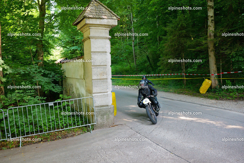 P1014981 | Erleben Sie atemberaubende, hochqualitative Fotos Ihrer Fahrt entlang der malerischen Alpenstraßen. Besuchen Sie alpineshots.com, um professionelle Aufnahmen Ihrer unvergesslichen Reise zu finden und zu kaufen - Realisiert mit Pictrs.com