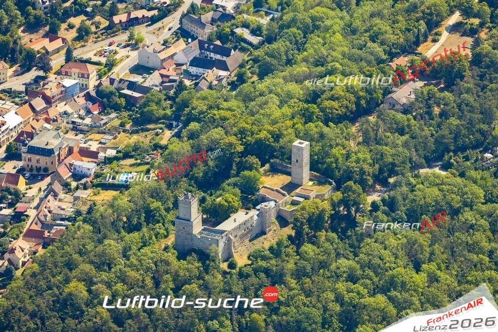 Das Luftbild der Stadt Eckartsberga wurde 2022 vom Flugzeug heraus erstellt (keine Drohnen-Aufnahmen) Aufnahmehöhe ca.450 Meter- hohe Bildauflösung und Druck-Qualität. Garantiert!