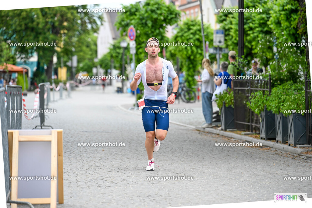SZI_5512 | Stadttriathlon Erding 2025. #yourpictrs #sportshot_your_pictrs @Sportshotphotography #stadttriathlonerding Copyright: www.sportshot.de