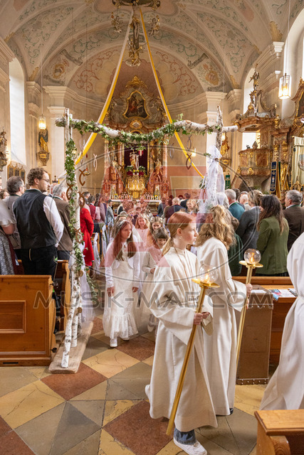 MAE-pic_283 | Der online Fotoshop des Inzeller Fotografen MAE - Marc Anton Eicher. Hier können Sie ihre Fotos und Stockfotos online bestellen als Download oder als Ausdruck, der ihnen bequem nach Hause geschickt wird.
Ihr Marc Anton Eicher - der Inzeller Fotograf - Realisiert mit Pictrs.com