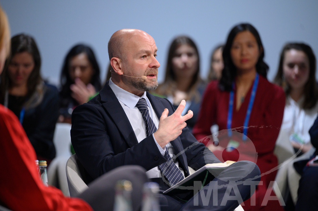 _DWI5080 | MATA IndoCon - Realisiert mit Pictrs.com