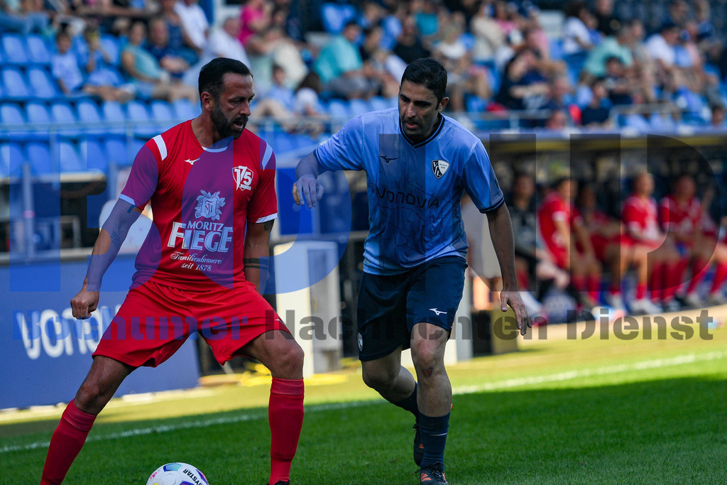  09.09.2023 - 
 | Christian Schnaubelt / Bochumer Nachrichtendienst (BOND) - 175 Jahre VfL Legendenspiell: VfL Bochum 1848 vs. Stadtauswahl  - Realisiert mit Pictrs.com