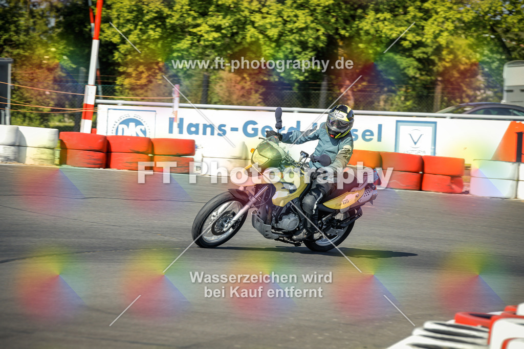 OBK_Mai_Martina_Markus-10283 | Hier findet Ihr Bilder von Touristenfahrten auf der Nürburgring Nordschleife oder von anderen Veranstaltungen die ich besucht habe. Viel Spass beim Durch Schauen 