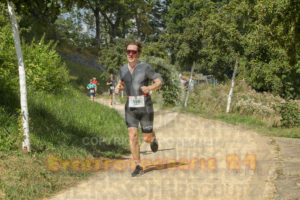 250824_1246_EX1_0457 | Sportfotografie im Rhein-Sieg Kreis, Köln, Bonn, NRW, Rheinland Pfalz, Hessen, etc. Unser Tätigkeitsfeld umfasst den Laufsport vom Volkslauf über den Marathon, Duathlon, Triathon bis zum Ultralauf wie Kölnpfad Ultra oder Schindertrail.