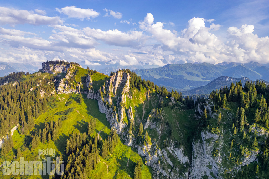 PS-Bergwelt-2026-140 | Entdecke die größte Bildgalerie der Region mit Fotografien aus dem Allgäu, der Bodenseeregion, Oberschwaben, dem Donautal und der Schwäbischen Alb. Landschaften, Luftaufnahmen und Reisefotografie als Wandbild und Fotokunst. - Realisiert mit Pictrs.com