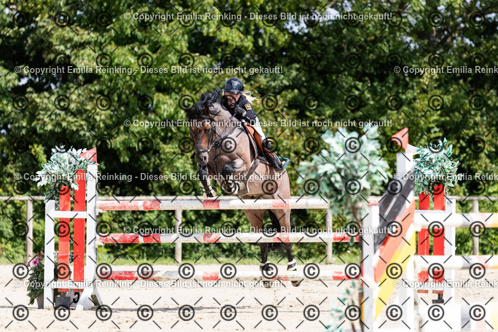 CL5A1016 | Emilia Reinking Fotografie - Realisiert mit Pictrs.com